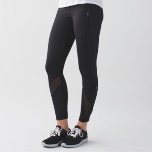 Like New Lululemon Inspire Tight II leggings, 2